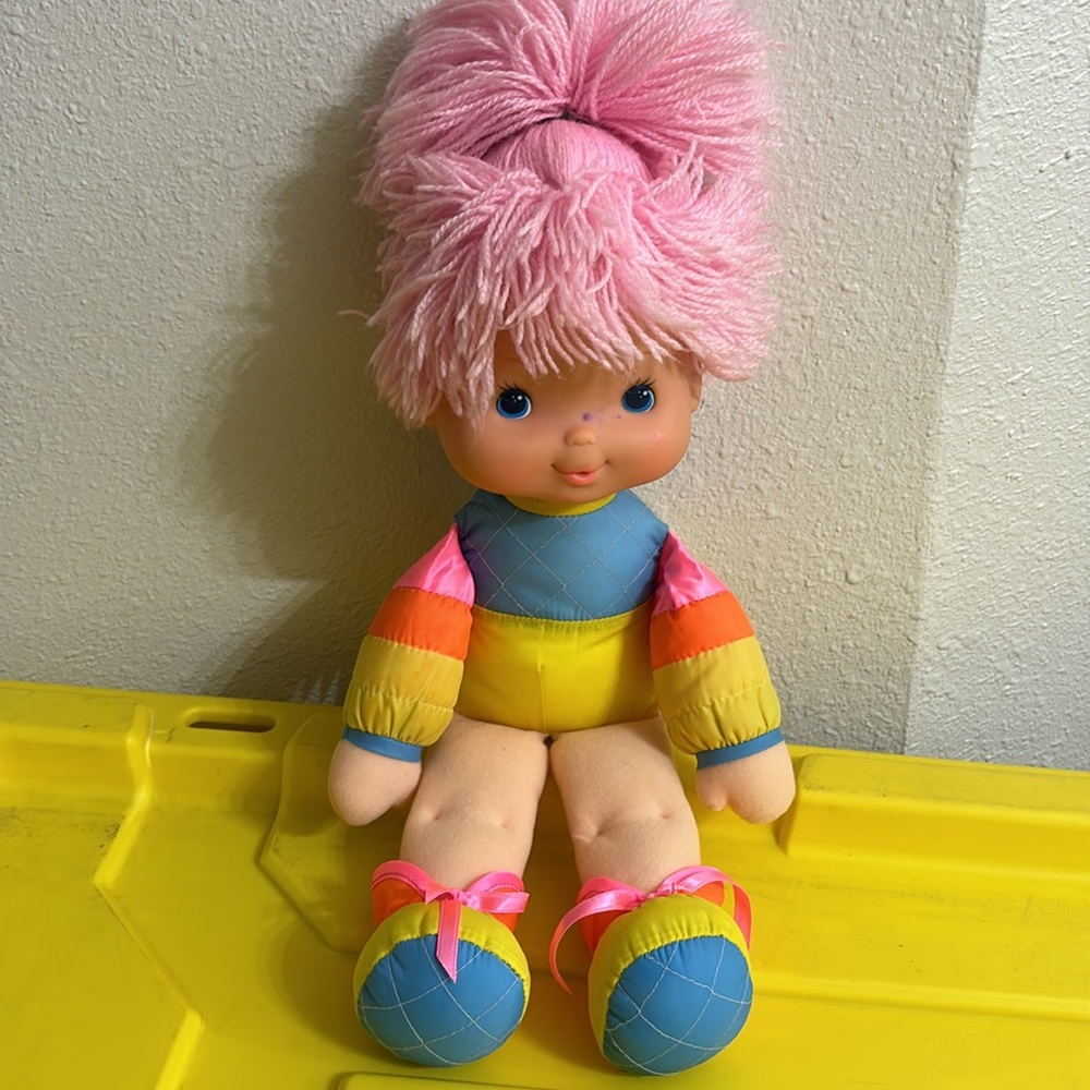 🌈Vintage 1983 Hallmark Rainbow brite friends Doll Pink hair .16inch